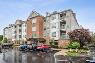4141 Cory Ln, Elmwood Park, NJ 07407