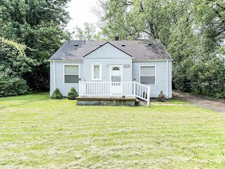 19549 Melrose Ave, Southfield, MI 48075