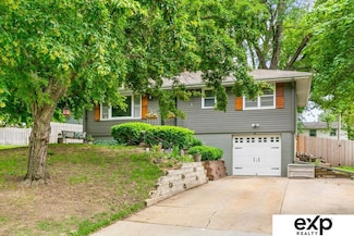 10917 Spring St, Omaha, NE 68144