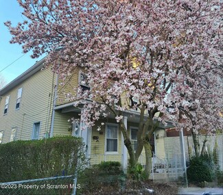 108 N Sumner Ave, Scranton, PA 18504