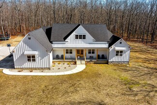 1058 Deepwoods Rd, Sewanee, TN 37375