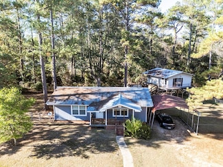 2430 Beachview Dr, Albany, GA 31705