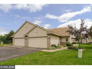 2990 2990 Caroline Ct, Little Canada, MN 55117