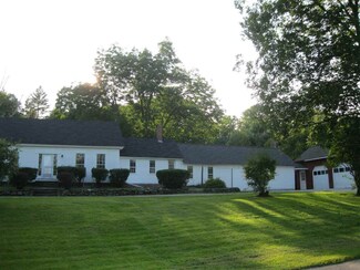 400 S Sugar Hill Rd, Weare, NH 03281