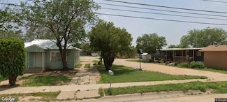 320 28th St, Snyder, TX 79549