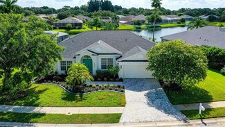 4525 Useppa Dr, Bradenton, FL 34203