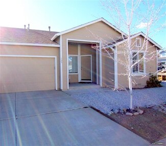 135 Sageglen Dr, Verdi, NV 89439