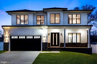 1932 Burfoot St, Falls Church, VA 22043