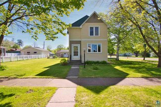 402 98th Ave W, Duluth, MN 55808