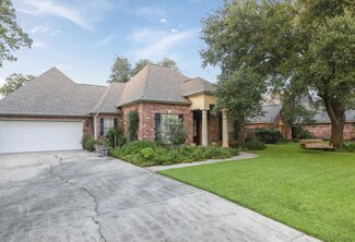 307 Timberwood Cir, Lafayette, LA 70508