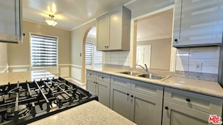 1022 S Norton Ave Unit A, Los Angeles, CA 90019