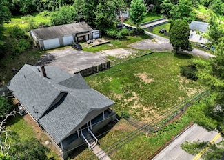622 Route 163, Montville, CT 06353