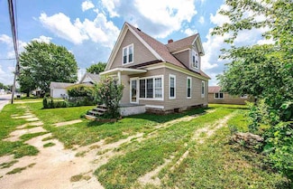 1133 E 5th St, Connersville, IN 47331