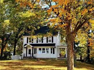 5225 Blue Ridge Blvd, Raytown, MO 64133
