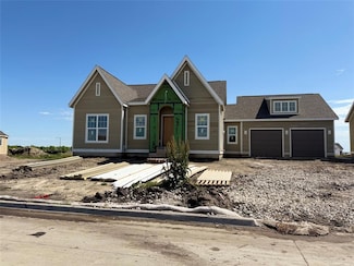 303 SW 17th St, Ankeny, IA 50023