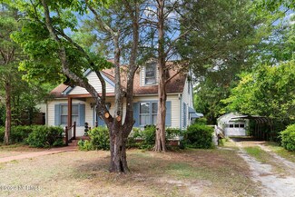 607 N Smithwick St, Williamston, NC 27892