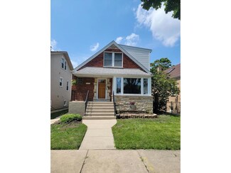 4948 N Moody Ave, Chicago, IL 60630