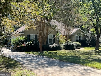 106 Buntin St, Woodbine, GA 31569