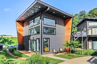 3120 Godby Rd, Atlanta, GA 30349