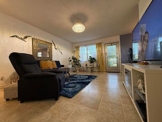 81 Camden D Unit 81, West Palm Beach, FL 33417