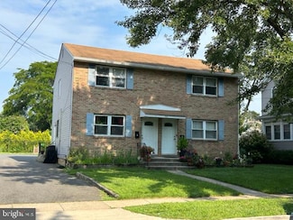 105 Dayton Ave, Collingswood, NJ 08108