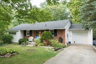 1620 Arbordale St, Ann Arbor, MI 48103