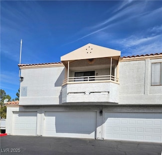 8452 Boseck Dr Unit 216, Las Vegas, NV 89145