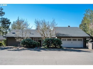 8 Del Prado St, Lake Oswego, OR 97035