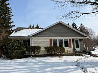 5 Charles Patten Dr, Sterling, MA 01564