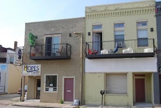 506 7th St, Racine, WI 53403