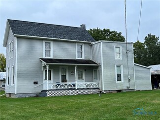 58 Saint Clair St, Tiffin, OH 44883