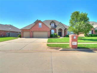 3117 Summit Crossing Pkwy, Norman, OK 73071
