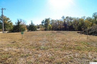 195 Switchgrass Ln, Bennet, NE 68317