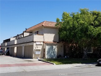 17192 Elm Ln, Huntington Beach, CA 92647