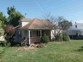 7481 Ridge Rd, Fairlawn, VA 24141