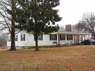 1259 Thumb Rd, Henning, TN 38041