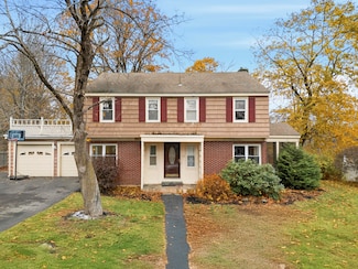 13 Allen Ave, Auburn, ME 04210