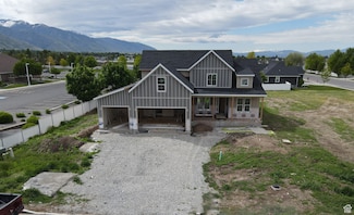76 W 200 S, Hyde Park, UT 84318