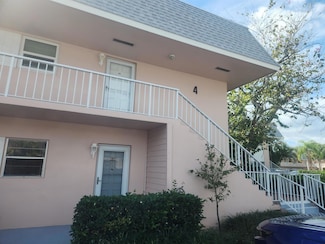 18081 SE Country Club Dr Unit 4-35, Tequesta, FL 33469