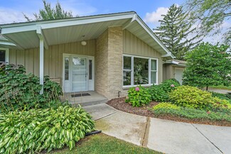 17495 Sierra Ln, Brookfield, WI 53045