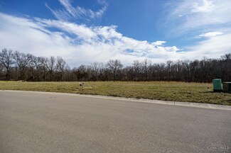 3 Heath Ct, Maineville, OH 45039