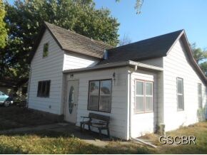 120 N Main St, Emery, SD 57332