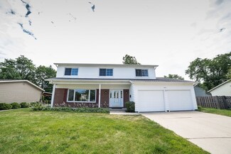 903 W Brittany Dr, Arlington Heights, IL 60004