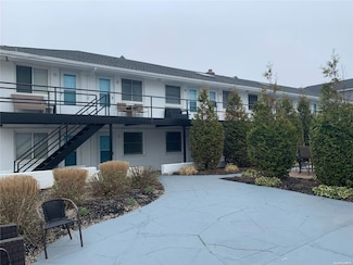10 Wyoming Ave Unit 25, Long Beach, NY 11561