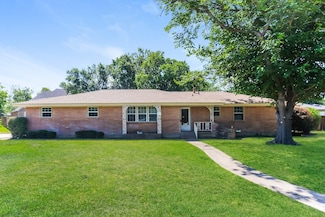 3424 Chaffin Dr, Richland Hills, TX 76118