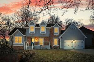 12641 W 82nd St, Lenexa, KS 66215