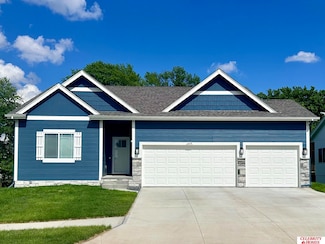 16916 Curtis Ave, Omaha, NE 68116