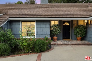 3920 Stone Canyon Ave, Sherman Oaks, CA 91403