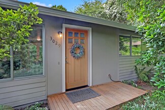 3029 NE 204th St, Lake Forest Park, WA 98155