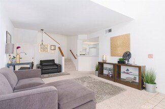 6971 Knollcrest Ln Unit 51, Garden Grove, CA 92845